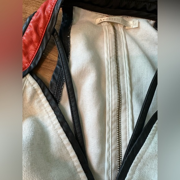 Acostamento Women’s faux leather & faux Linen mixed media cropped top. Medium. - Picture 3 of 12